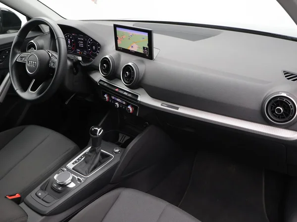 AUDI Q2 (2023) — foto 18 van 24