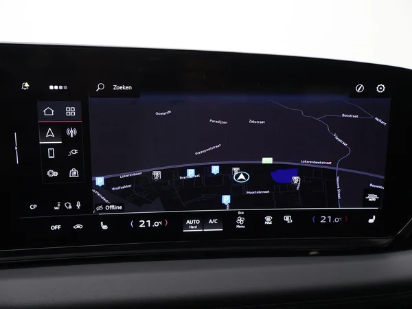 AUDI A6 Sportback e-tron (2025) — foto 11 van 37