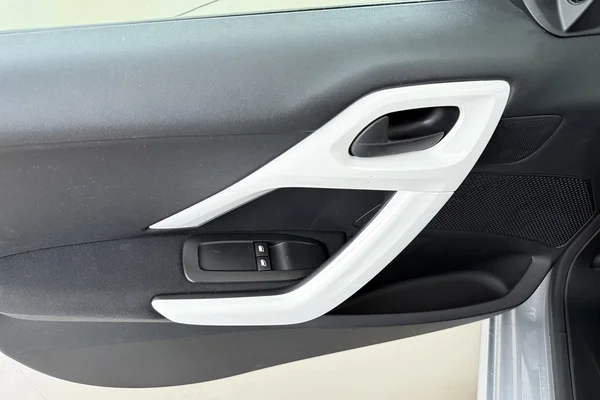 Peugeot 208 (2019) — foto 5 van 15
