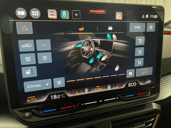 CUPRA Formentor e-Hybrid (PHEV) (2025) — foto 3 van 15