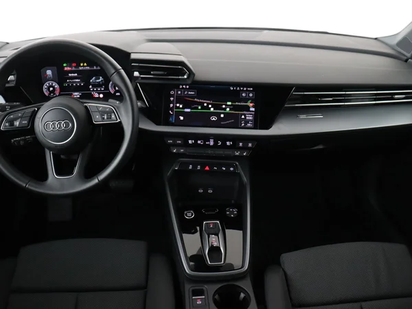 AUDI A3 Sportback (2025) — foto 15 van 18