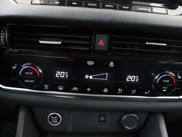 NISSAN Qashqai (2022) — foto 18 van 29