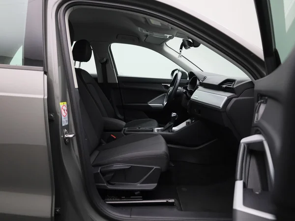 Audi Q3 (2022) — foto 30 van 45