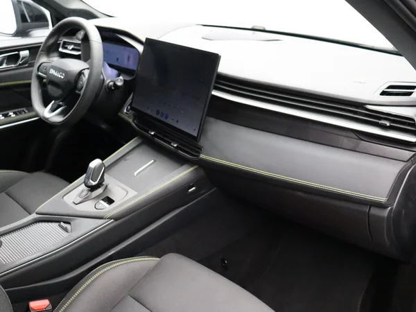 Lynk & Co 01 (2025) — foto 6 van 28