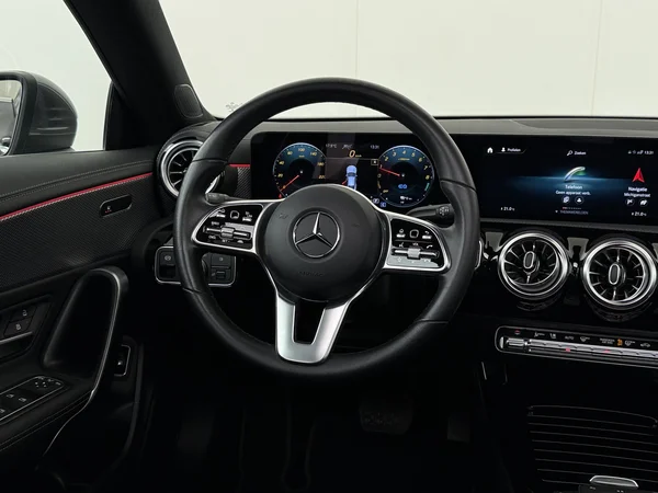 MERCEDES CLA 250 (2022) — foto 14 van 34