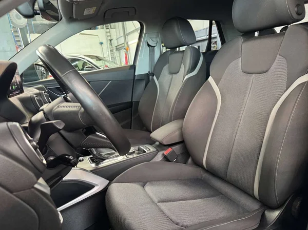 Audi Q2 (2018) — foto 12 van 15