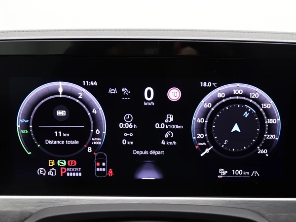 VOLKSWAGEN Passat Variant eHybrid (PHEV) (2025) — foto 24 van 25