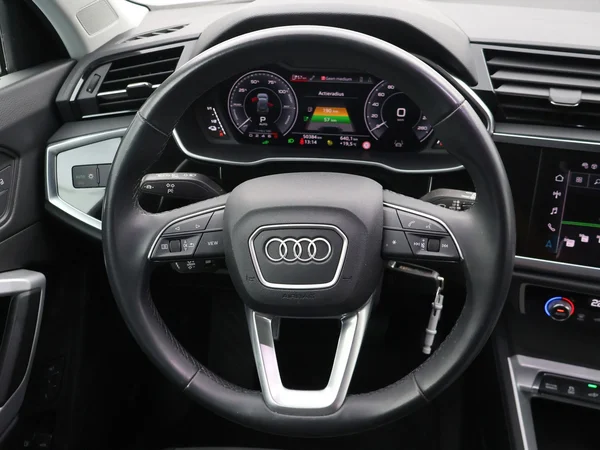 AUDI Q3 PHEV (2023) — foto 5 van 26