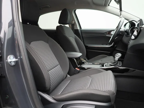 Kia XCeed (2023) — foto 27 van 41