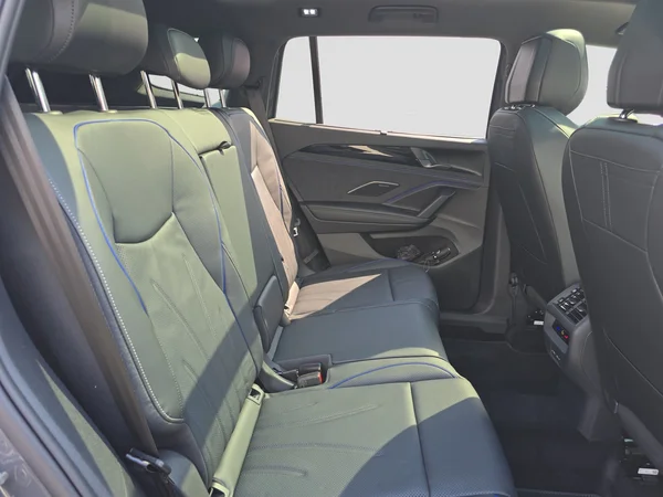 VOLKSWAGEN Tayron eHybrid (PHEV) (2026) — foto 14 van 23