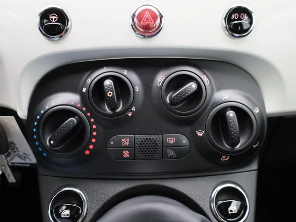 Fiat 500 (2021) — foto 13 van 36