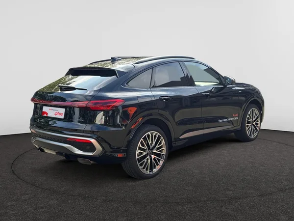 AUDI Q5 Sportback (2025) — foto 15 van 18