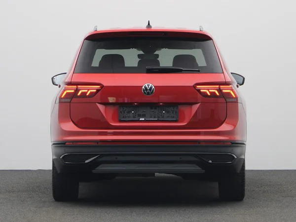 VOLKSWAGEN Tiguan Allspace (2022) — foto 14 van 17