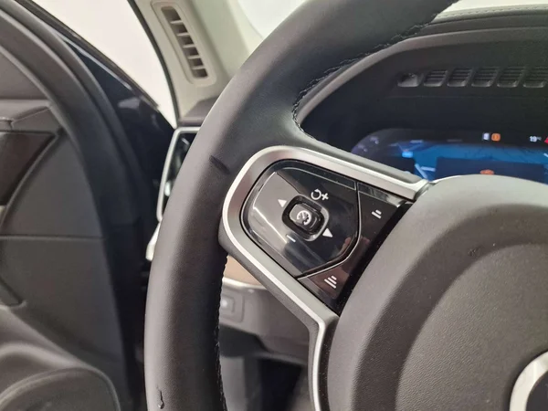 Volvo XC90 (2026) — foto 5 van 17