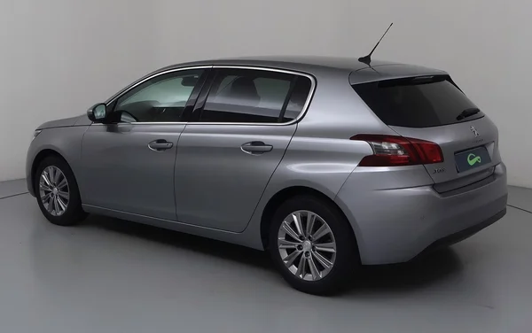 Peugeot 308 (2021) — foto 23 van 29
