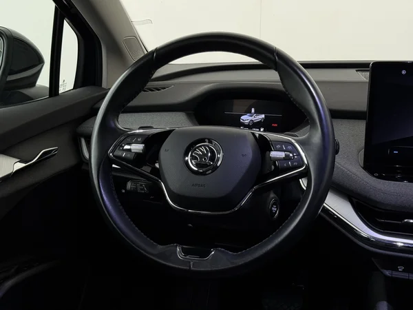 SKODA Enyaq (2022) — foto 14 van 32