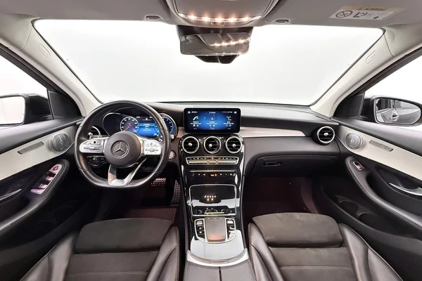 Mercedes-Benz GLC PHEV (X253) (2020) — foto 30 van 52
