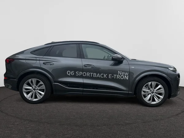 AUDI Q6 Sportback e-tron (2025) — foto 10 van 14