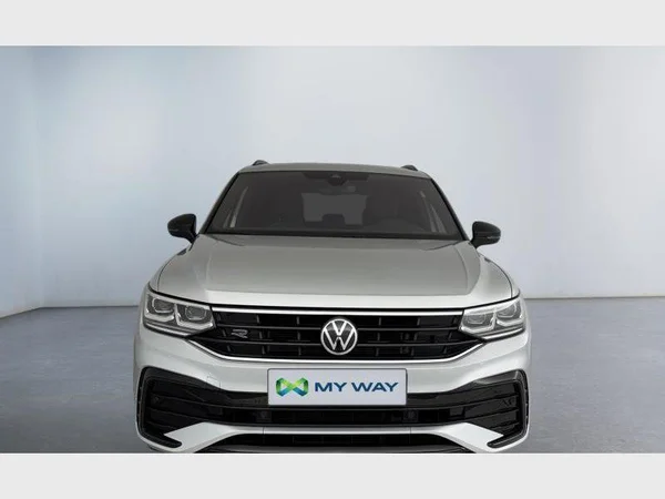 Volkswagen Tiguan (2021) — foto 12 van 27
