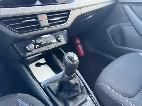 SKODA Kamiq (2024) — foto 12 van 15