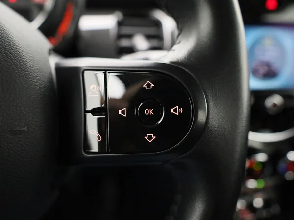 MINI One (2021) — foto 7 van 37