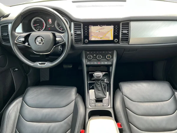 SKODA Kodiaq (2022) — foto 15 van 18