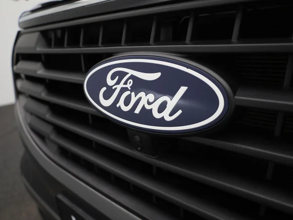 Ford Transit Custom (2025) — foto 28 van 38
