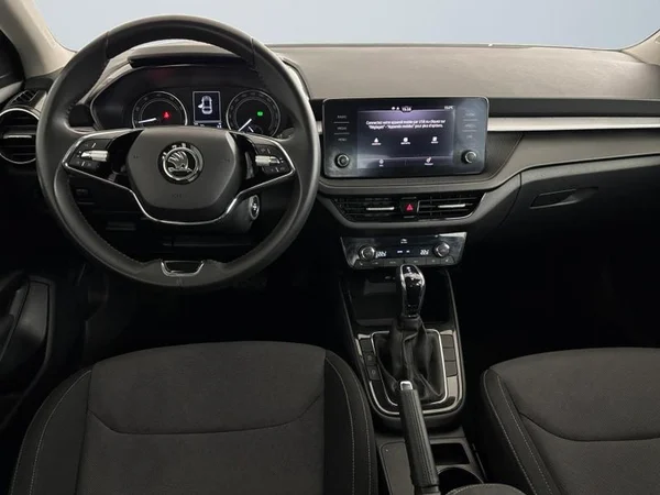 SKODA Fabia (2023) — foto 10 van 17