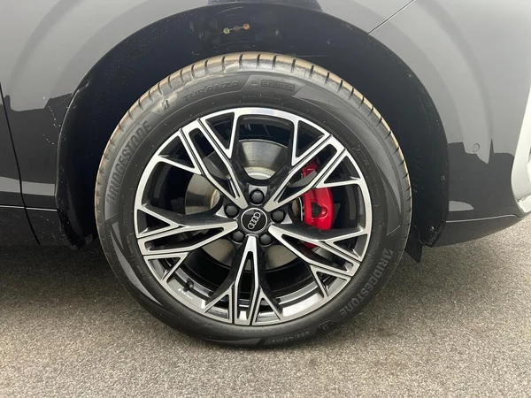 AUDI Q3 Sportback e-hybrid (PHEV) (2026) — foto 17 van 24