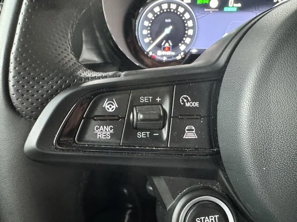 Alfa Romeo Tonale (2023) — foto 8 van 23