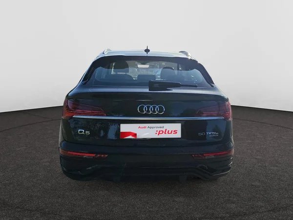 AUDI Q5 Sportback PHEV (2023) — foto 19 van 24