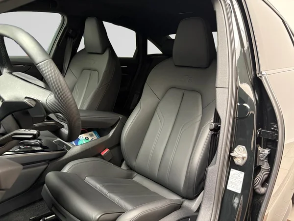AUDI A6 e-hybrid (PHEV) (2026) — foto 7 van 15