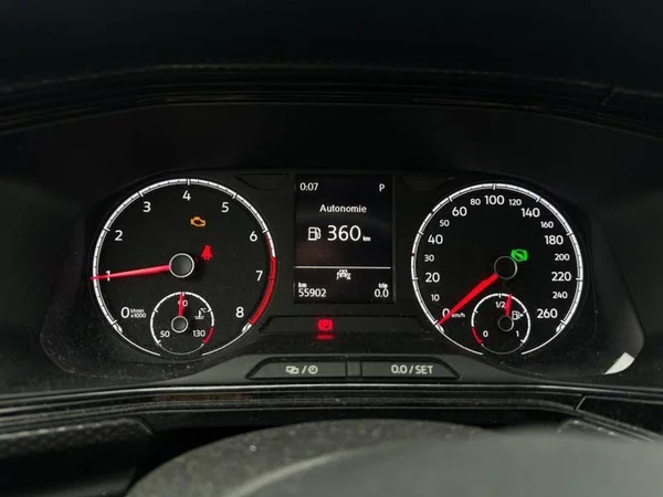 VOLKSWAGEN T-Cross (2019) — foto 8 van 26