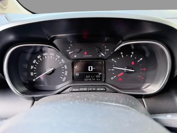 Citroën C3 Aircross (2019) — foto 12 van 15
