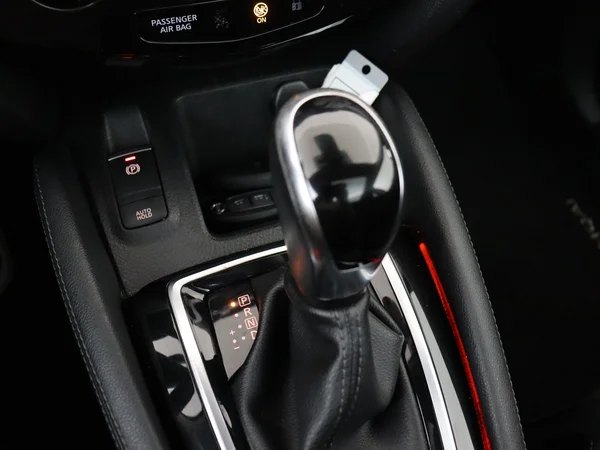 NISSAN Qashqai (2021) — foto 4 van 26