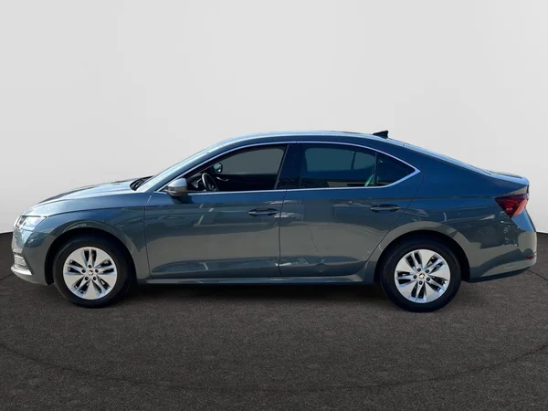 SKODA Octavia (2021) — foto 11 van 21