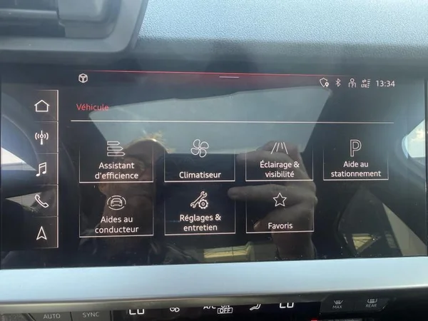AUDI A3 Sedan Dsl (2022) — foto 28 van 37