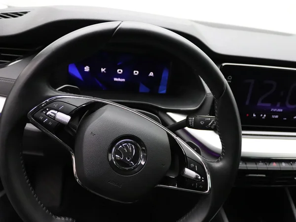 SKODA Octavia Combi (2023) — foto 5 van 18