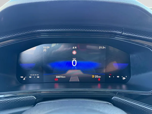 VOLKSWAGEN T-Cross (2023) — foto 12 van 16