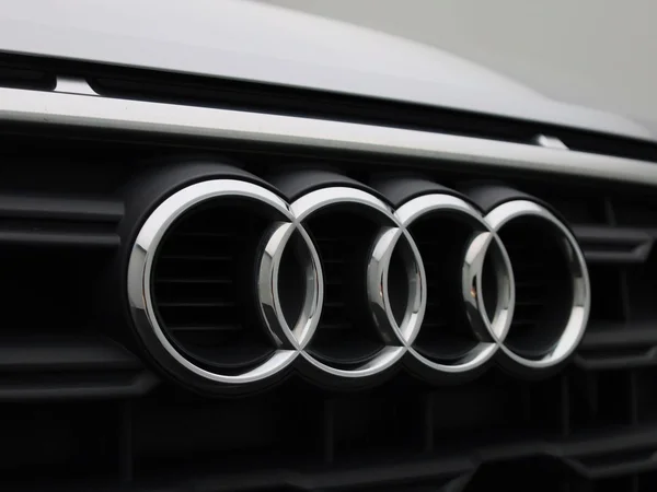 Audi Q2 (2023) — foto 32 van 41