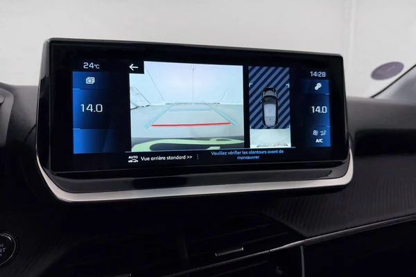 Peugeot 208 (2022) — foto 10 van 31