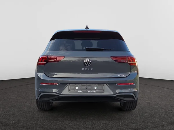 VOLKSWAGEN Golf VIII (2025) — foto 17 van 20