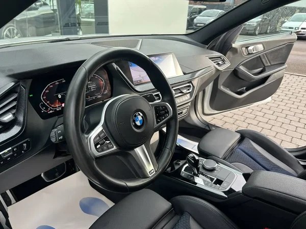 Bmw 218 (2022) — foto 3 van 22