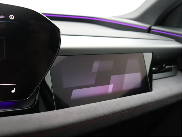 AUDI Q6 e-tron (2025) — foto 9 van 21