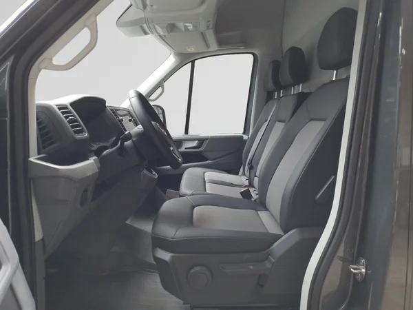 VOLKSWAGEN Crafter 35 Fou Mwb Hr (2025) — foto 2 van 17