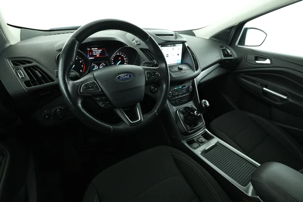 Ford Kuga (2018) — foto 2 van 16