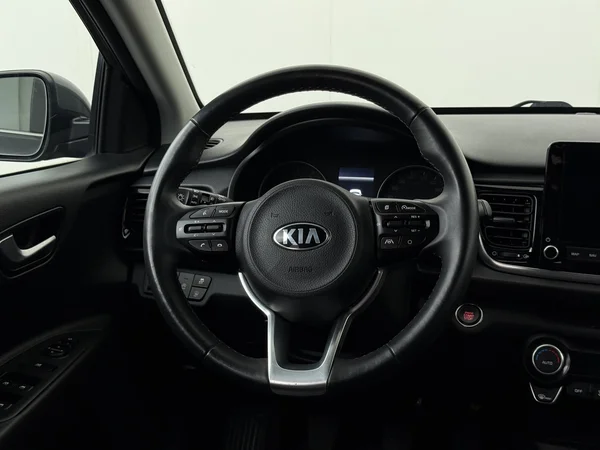 KIA Rio (2021) — foto 14 van 26