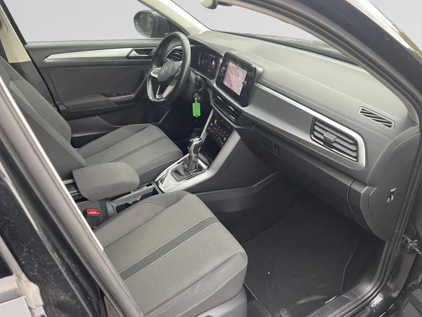 VOLKSWAGEN T-Roc (2023) — foto 3 van 21