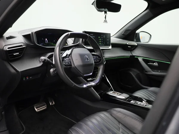 Peugeot 2008 (2022) — foto 27 van 43