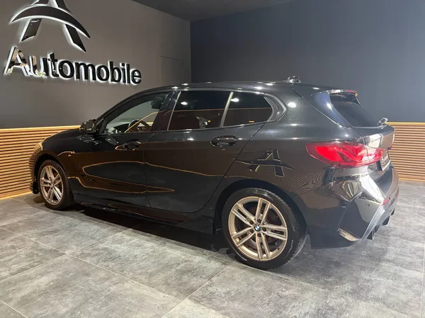 Bmw 118 (2021) — foto 16 van 25